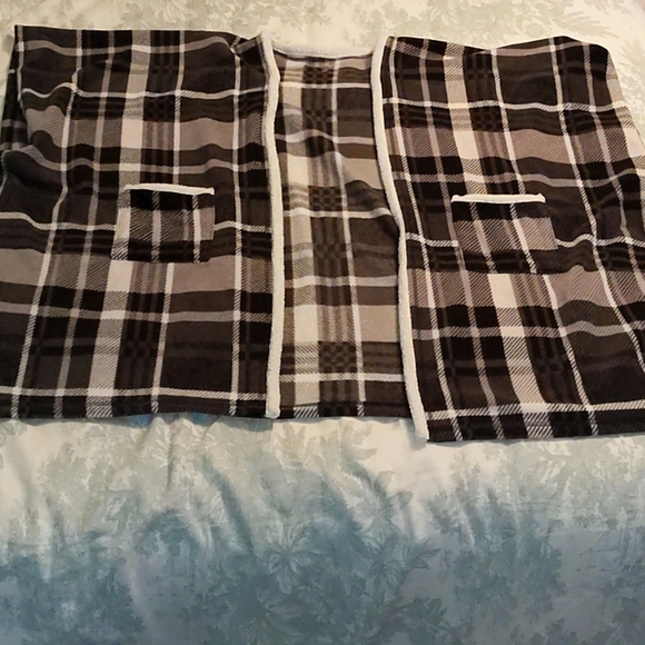 Cuddl Duds fleece pancho wrap S/M - Picture 2 of 4